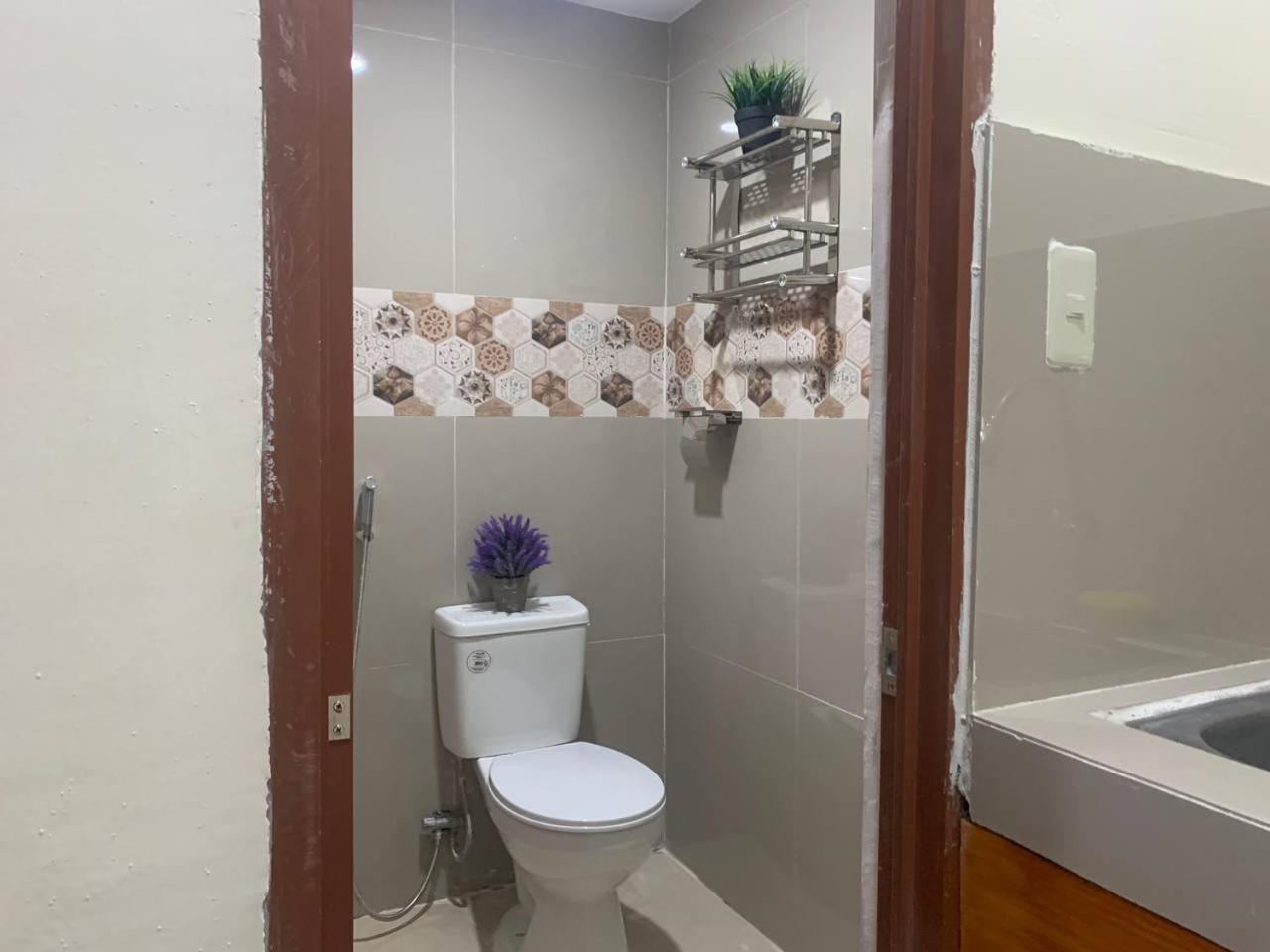 Llaguno City Inn General Santos City Buitenkant foto